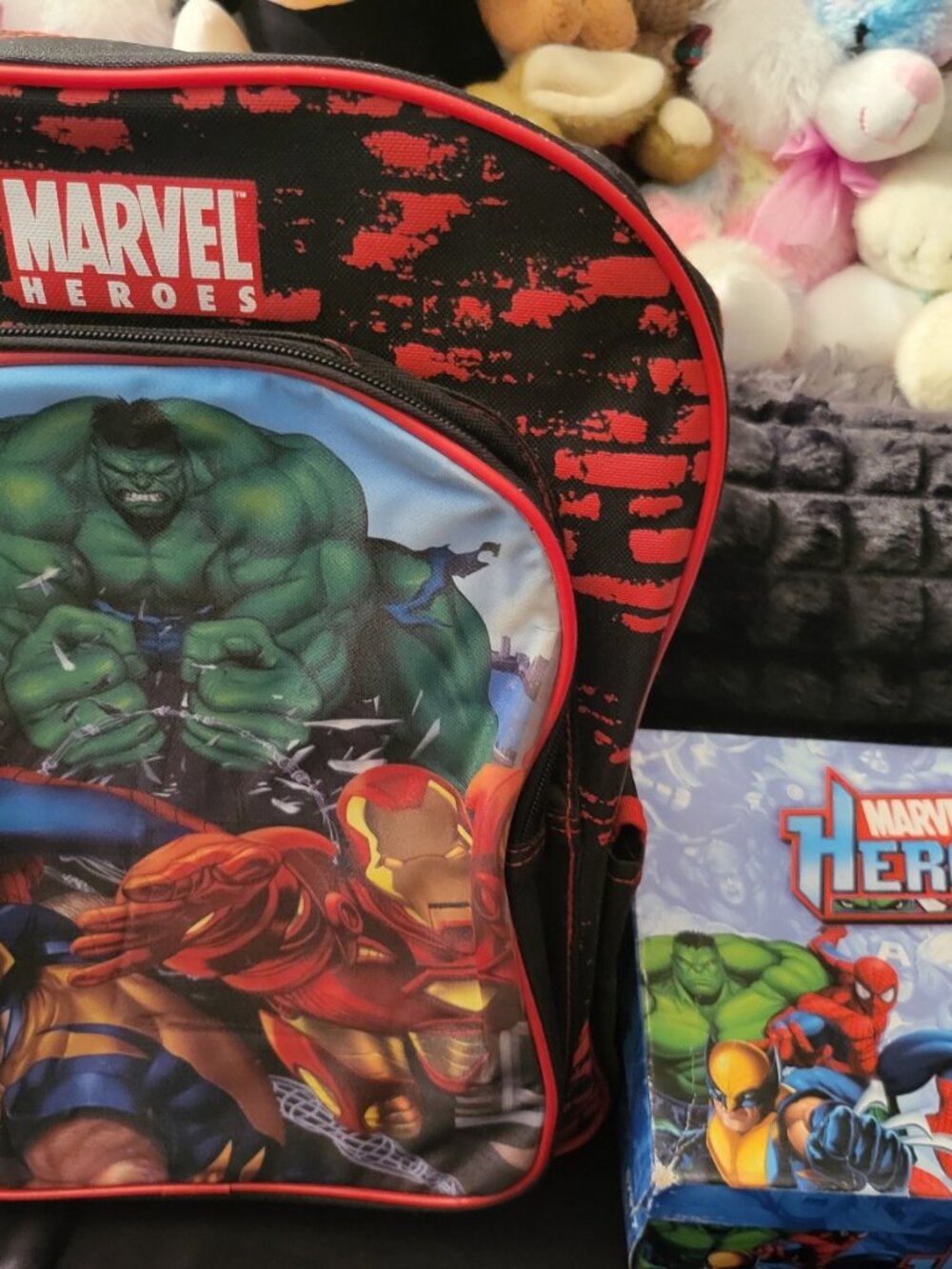 Vintage New Marvel boys light up Sneakers and backpack